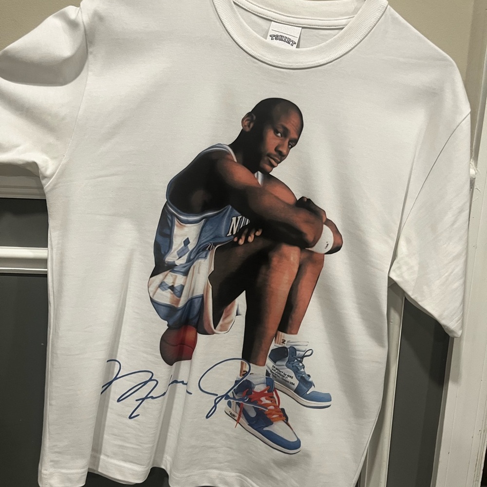 Full fit graphic T, Lacrosse shorts and Nike air Jordan 1